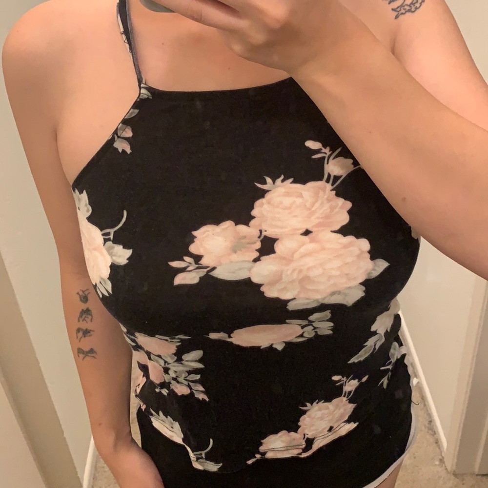 Heart and hips black floral tank top